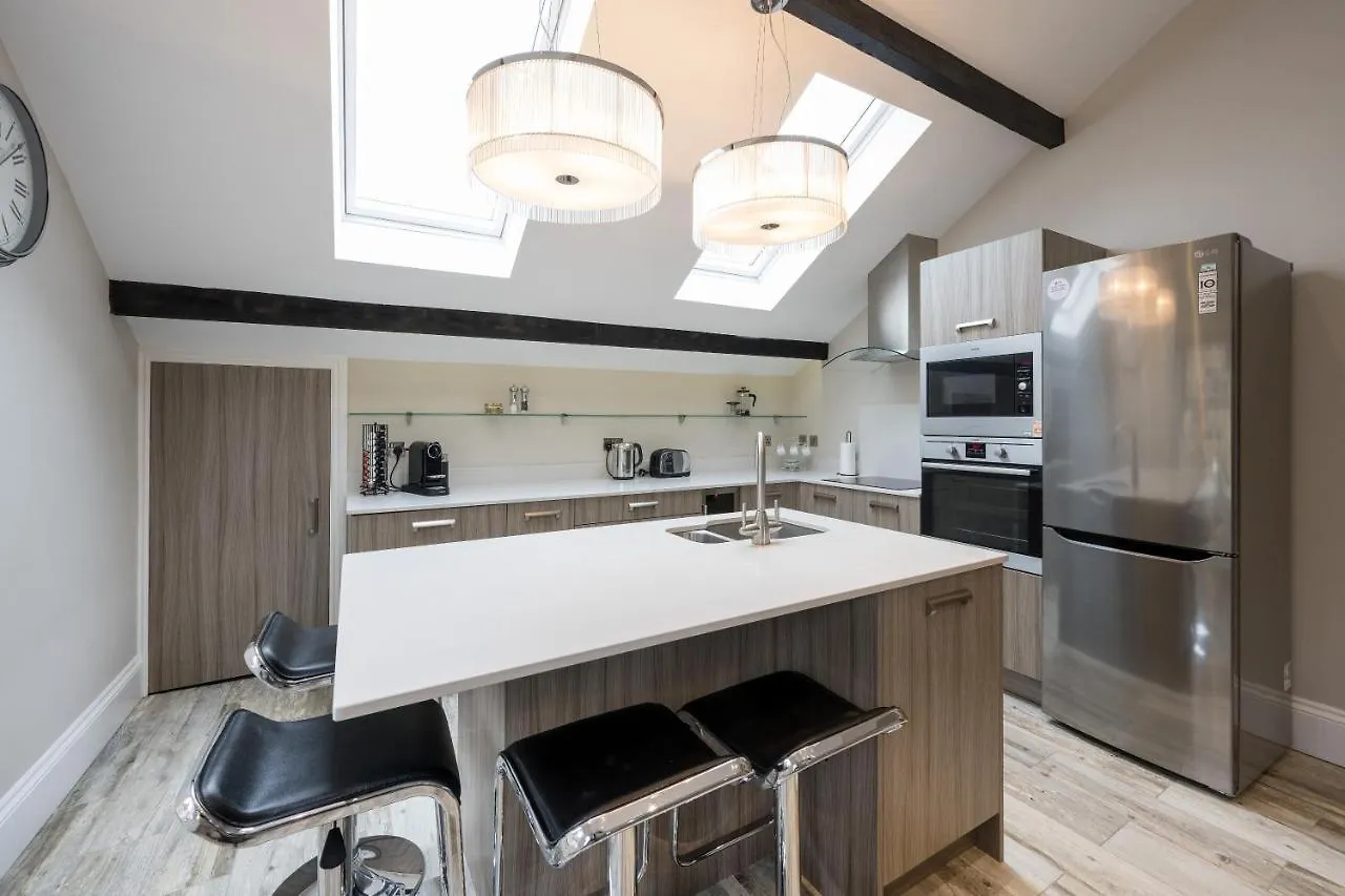 Harrogate Serviced Apartments - St George'S Five 0*,  英国